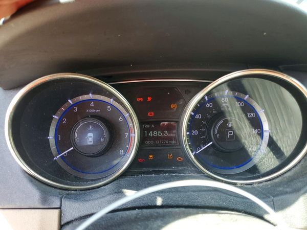 2012 HYUNDAI SONATA Middle-low level