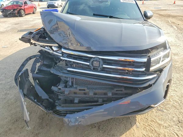 2020 VOLKSWAGEN ATLAS CROSS SPORT 4Motion SEL R-Line