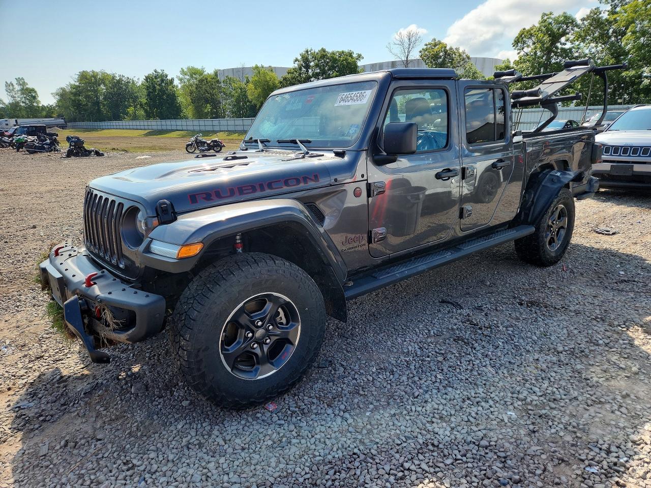 2022 JEEP GLADIATOR RUBICON 4X4 — Front 3/4