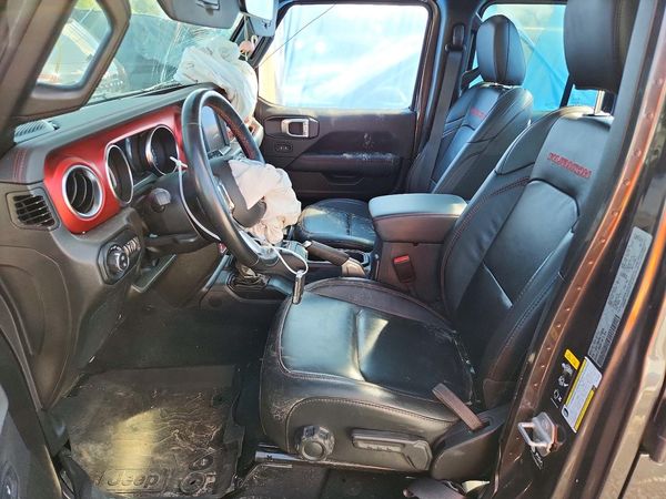 2022 JEEP GLADIATOR RUBICON 4X4 — DENT