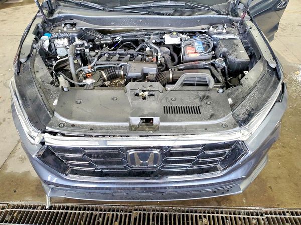 2026 HONDA CR-V EX — Engine bay