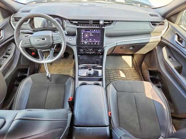 2025 JEEP GRAND CHEROKEE Laredo, Altitude