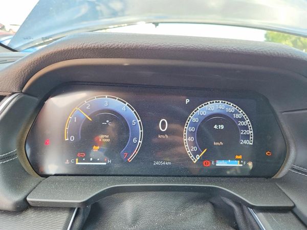 2025 JEEP GRAND CHEROKEE Laredo, Altitude