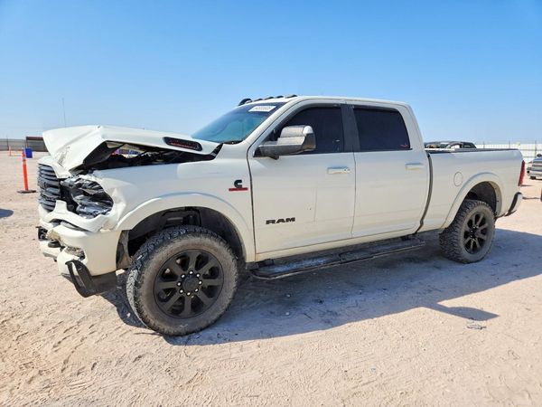 2022 RAM 2500 Laramie — Front 3/4