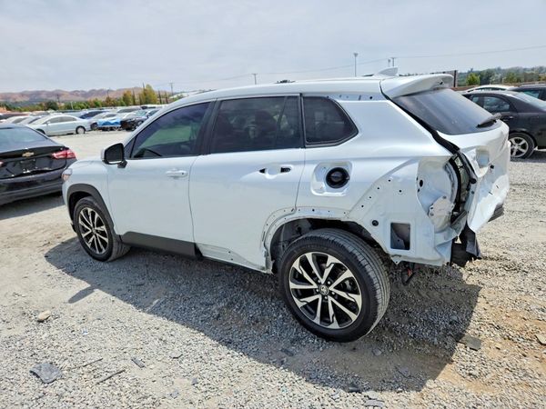 2022 TOYOTA COROLLA CROSS XLE