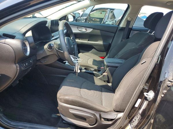 2022 KIA FORTE FE, LXS
