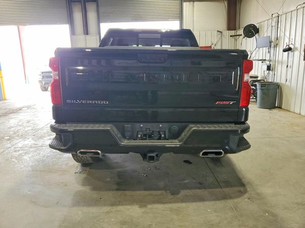 2023 CHEVROLET SILVERADO RST