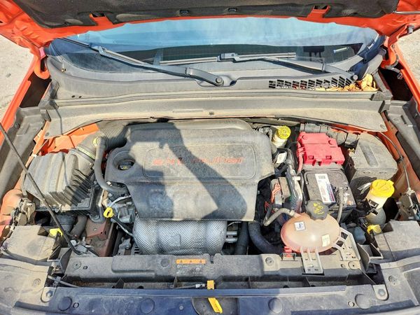 2019 JEEP RENEGADE LATITUDE 4X4