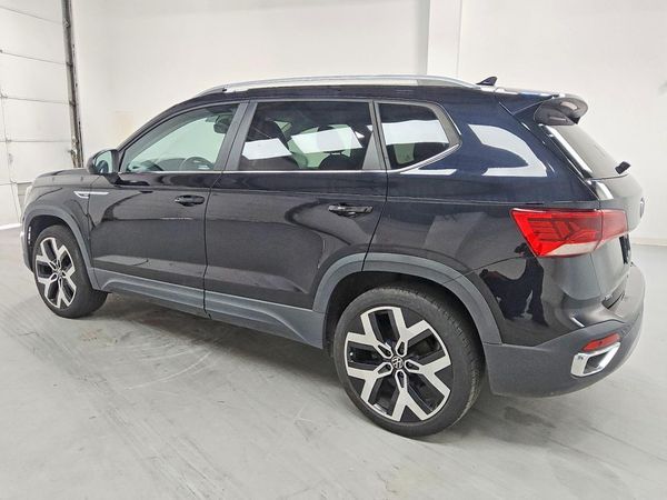 2022 VOLKSWAGEN TAOS 4Motion SEL — DSRA