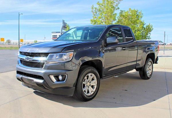 2017 CHEVROLET COLORADO LT