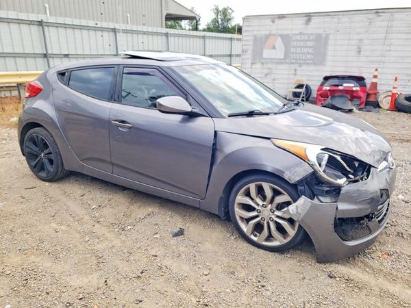 2013 HYUNDAI VELOSTER