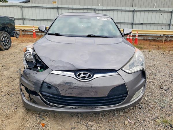 2013 HYUNDAI VELOSTER