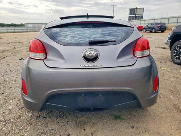 2013 HYUNDAI VELOSTER