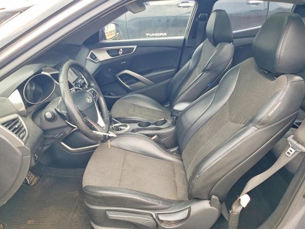 2013 HYUNDAI VELOSTER