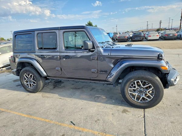 2025 JEEP WRANGLER Sahara