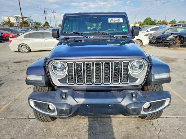 2025 JEEP WRANGLER Sahara
