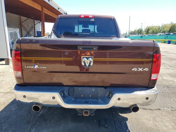 2013 RAM 1500 SLT
