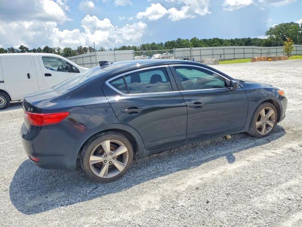 2015 ACURA ILX 20