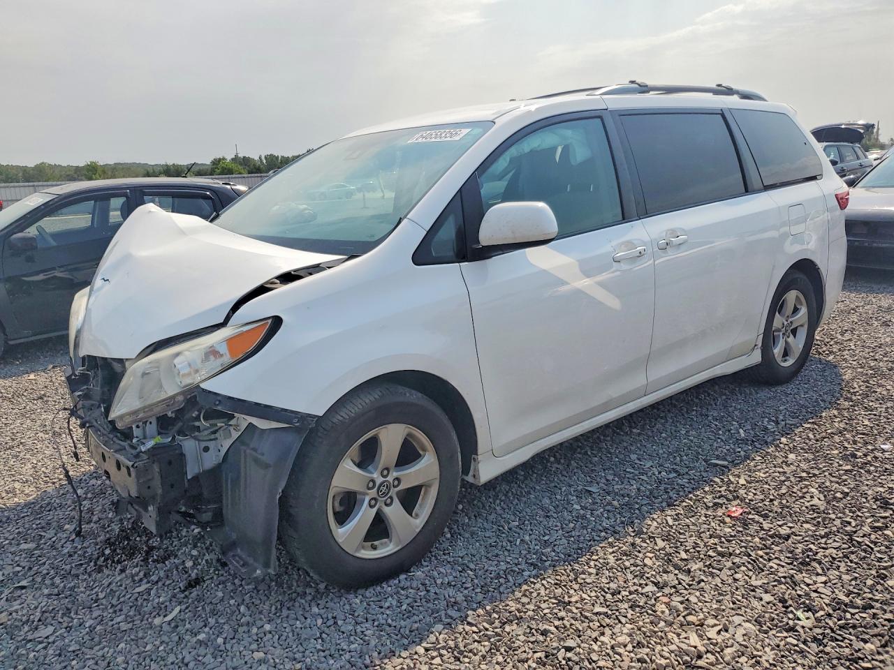 2018 TOYOTA SIENNA