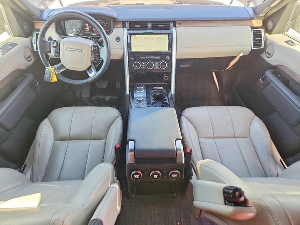 2019 LAND ROVER DISCOVERY