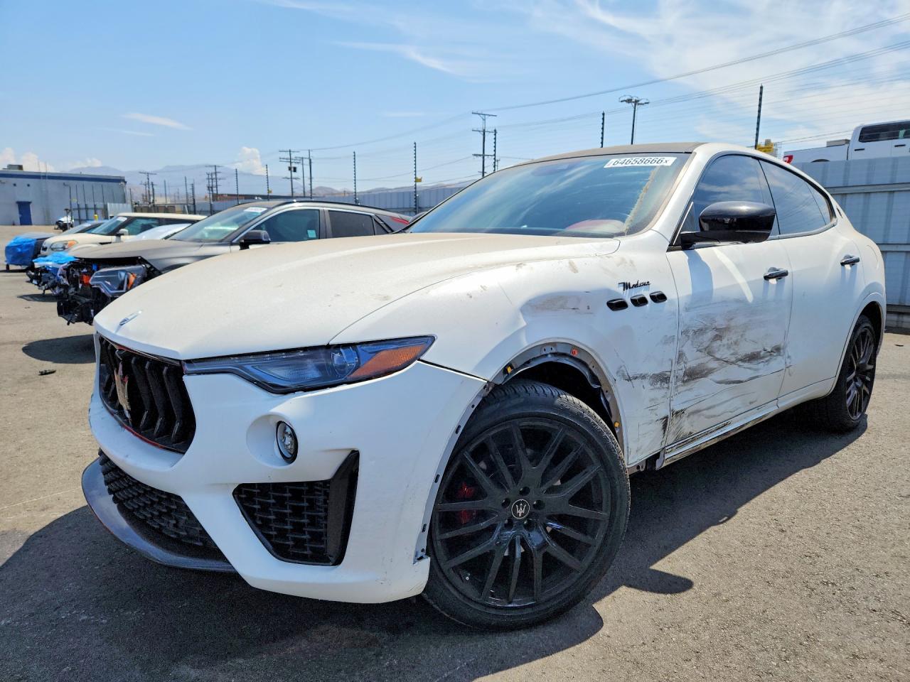 2022 MASERATI LEVANTE