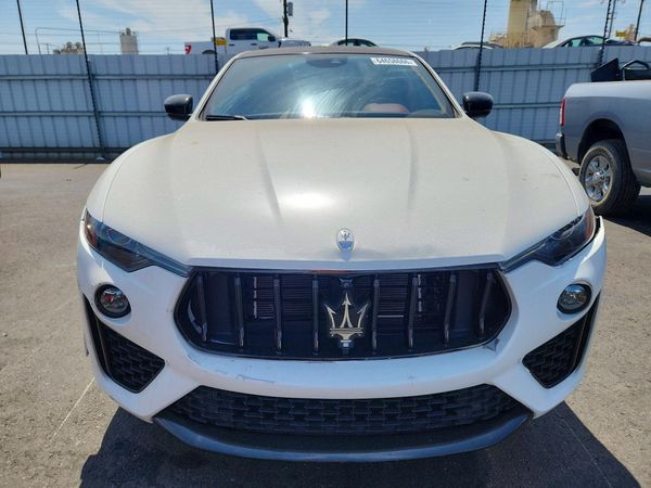 2022 MASERATI LEVANTE