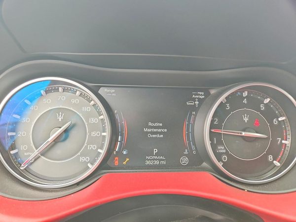 2022 MASERATI LEVANTE