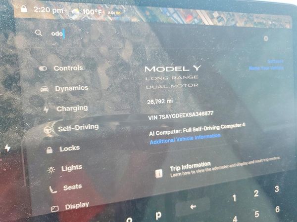 2025 TESLA MODEL Y