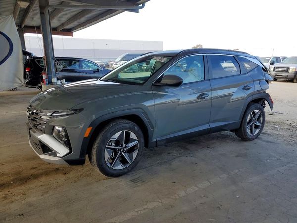 2026 HYUNDAI TUCSON SEL, SEL Plus