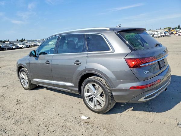 2020 AUDI Q7 quattro Premium Plus