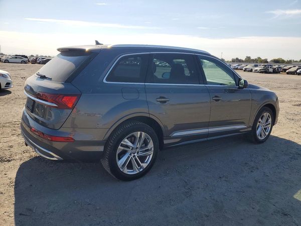 2020 AUDI Q7 quattro Premium Plus
