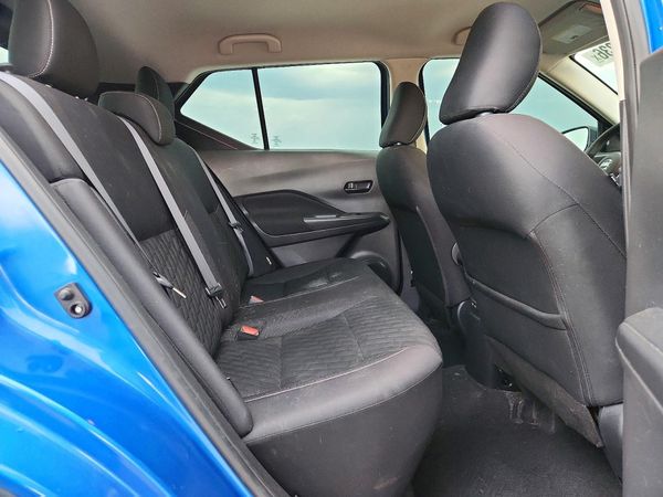 2021 NISSAN KICKS S