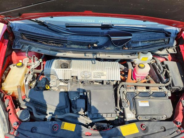 2014 TOYOTA PRIUS
