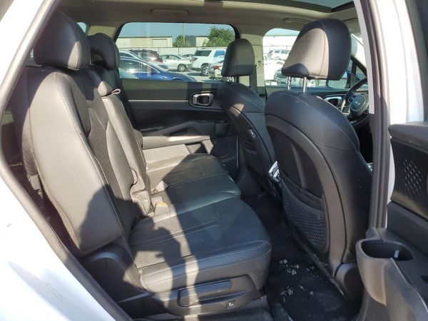 2023 KIA SORENTO