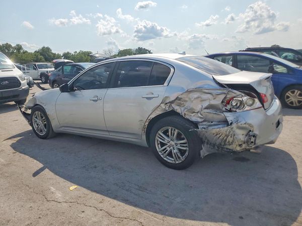 2013 INFINITI G37