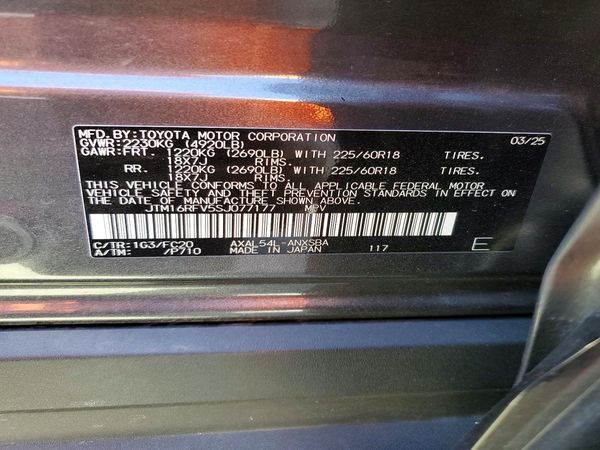 2025 TOYOTA RAV4 SE