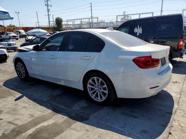 2017 BMW 320