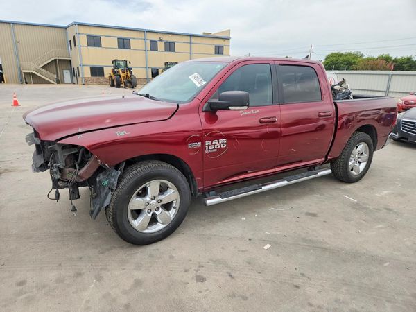 2019 RAM 1500 CLASSIC SLT