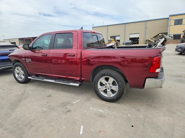 2019 RAM 1500 CLASSIC SLT