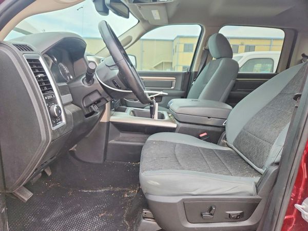 2019 RAM 1500 CLASSIC SLT