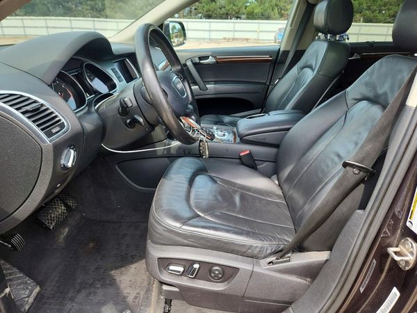 2012 AUDI Q7 Premium Plus