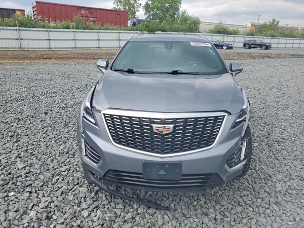 2021 CADILLAC XT5 Luxury