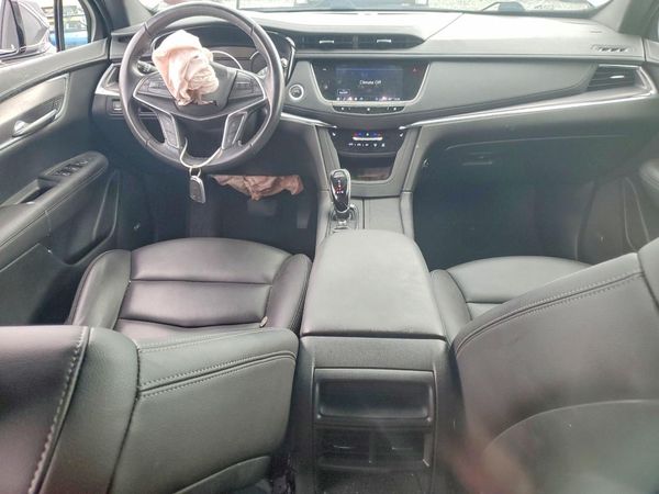 2021 CADILLAC XT5 Luxury