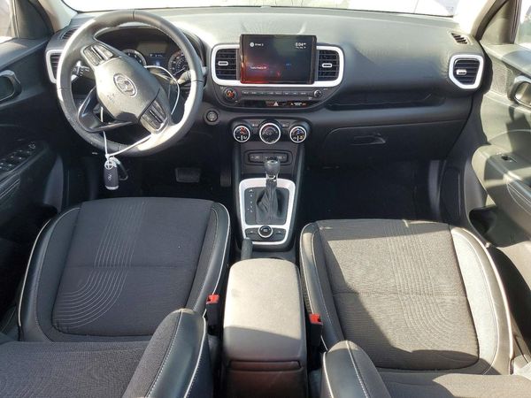 2022 HYUNDAI VENUE SEL & Limited
