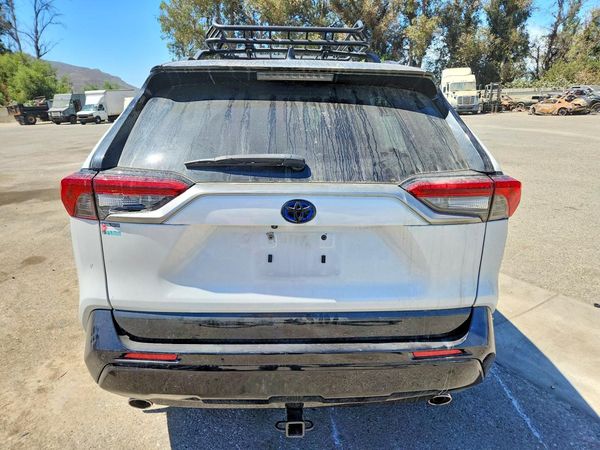 2023 TOYOTA RAV4 XSE
