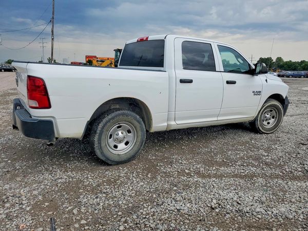 2018 RAM 1500 ST