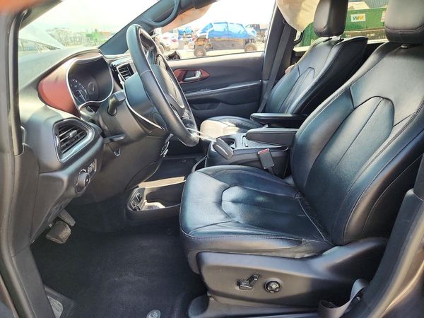 2019 CHRYSLER PACIFICA Touring L Plus