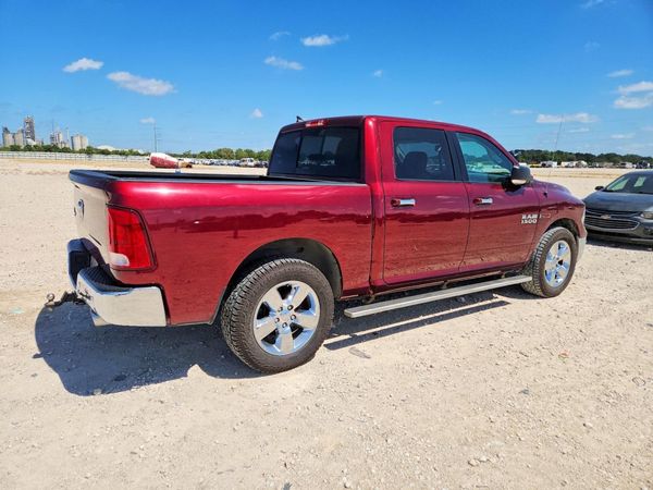 2017 RAM 1500 SLT