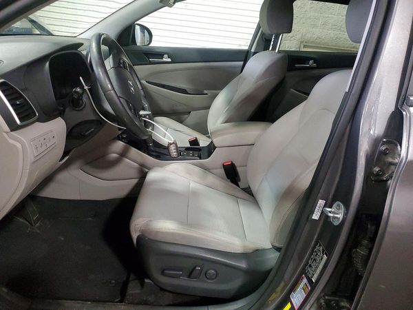 2020 HYUNDAI TUCSON — DENT