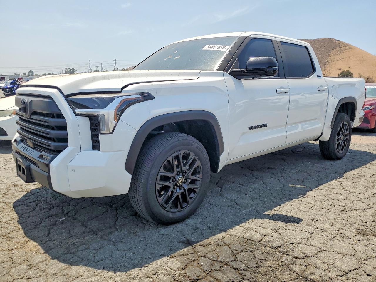 2025 TOYOTA TUNDRA
